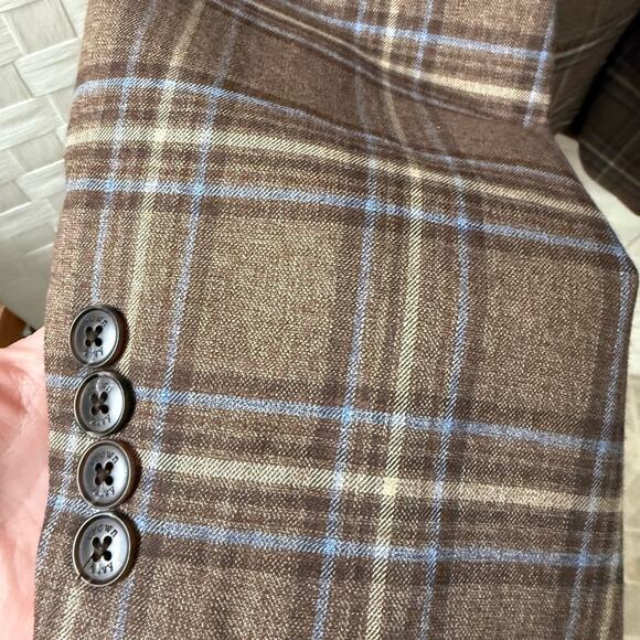 Crown & Ivy Brown Sport Coat with Classic Plaid Design - Picture 3 of 7